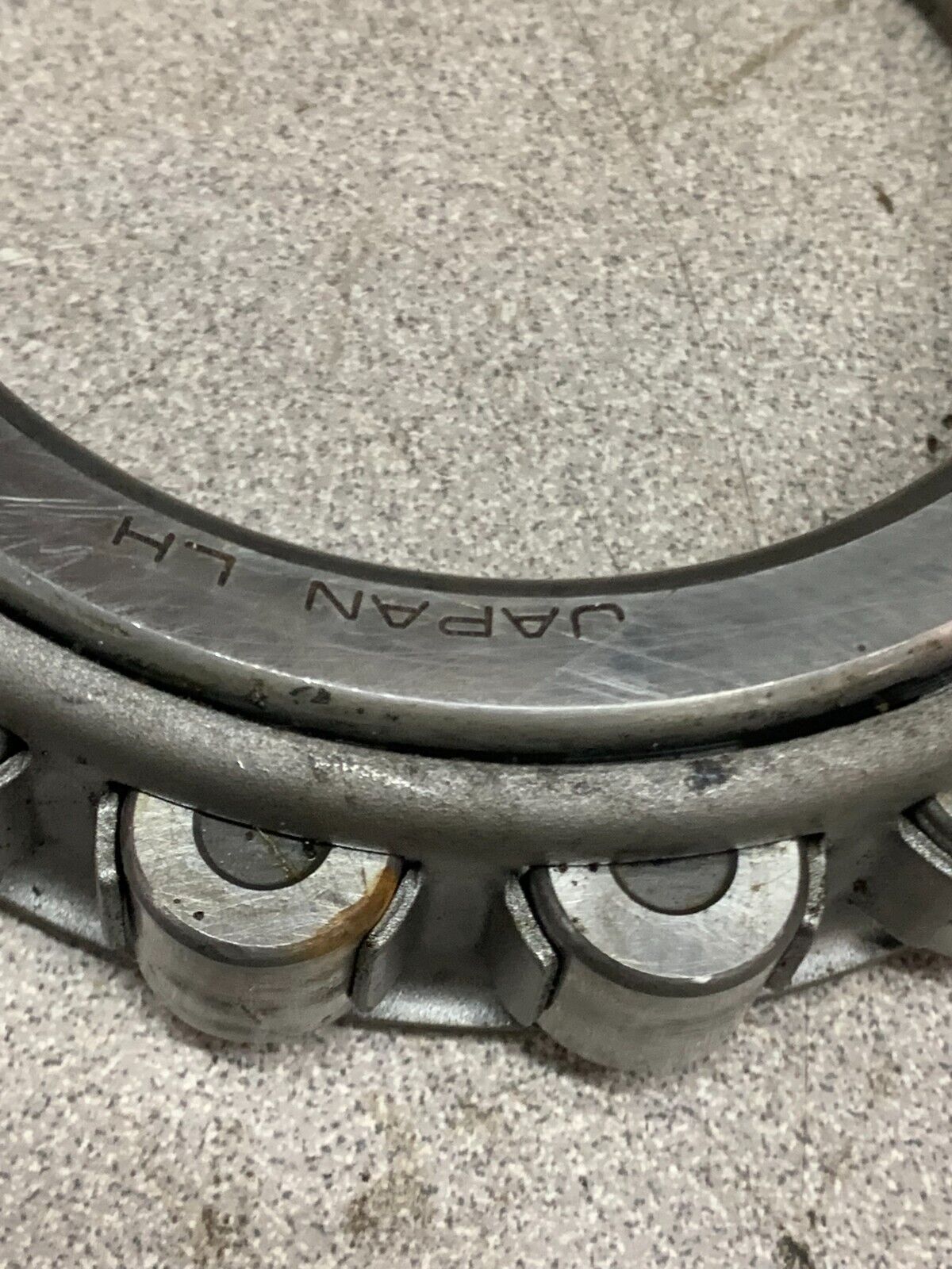 NEW NO BOX NSK ROLLER BEARING 216