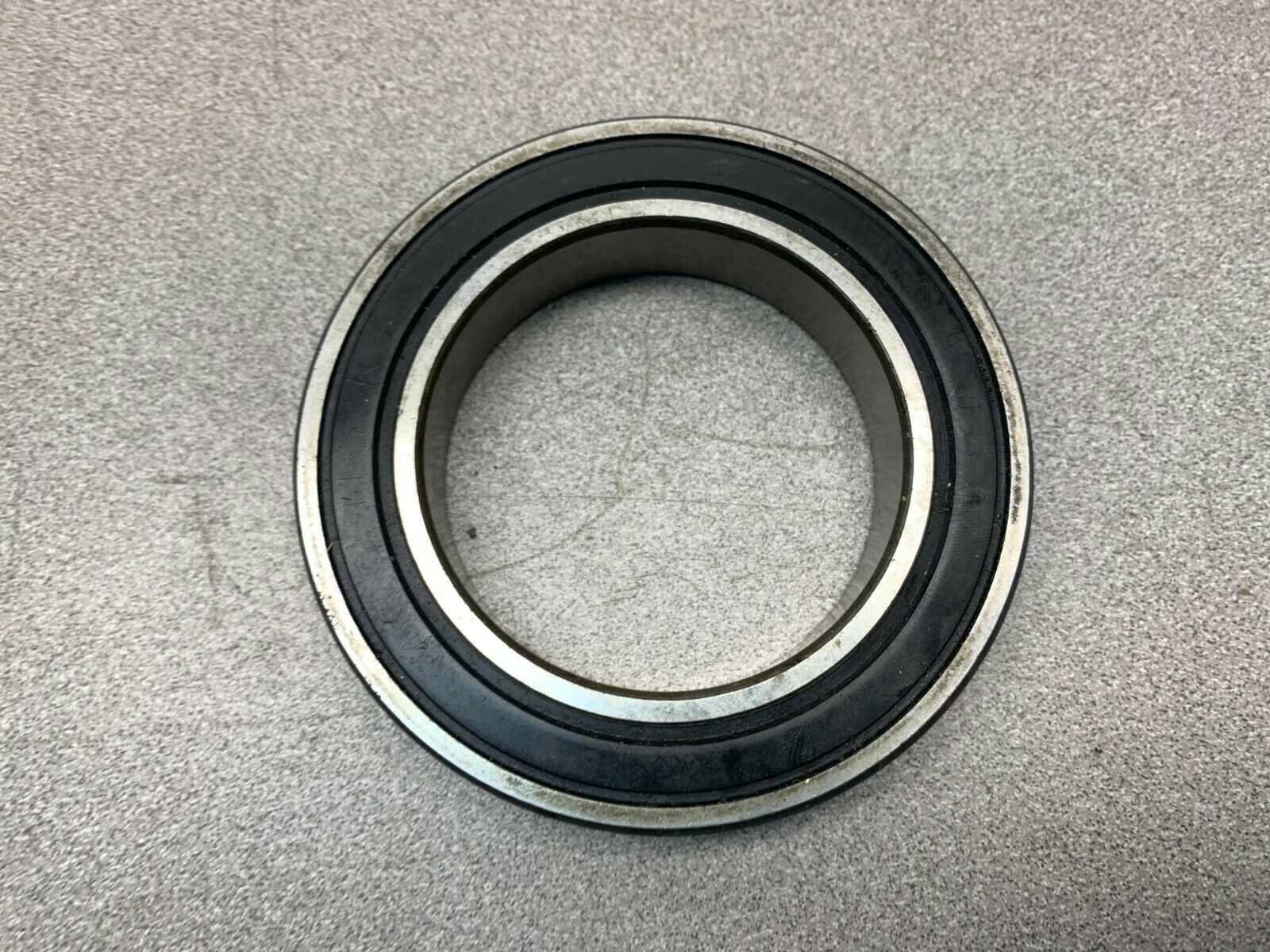 NEW NO BOX SKF BEARING 113KSZZ