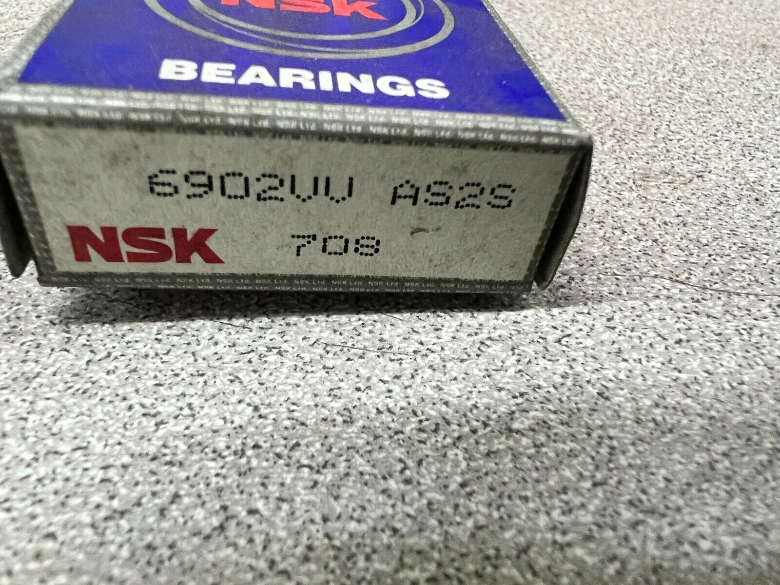 NEW IN BOX NSK 6902V 6902VVAS2S BALL BEARING 6920VV