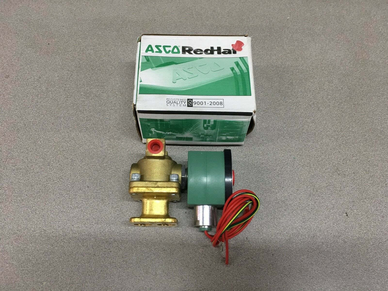 NEW IN BOX ASCO RED HAT SOLENOID VALVE 1/4" PIPE SIZE 8342G501