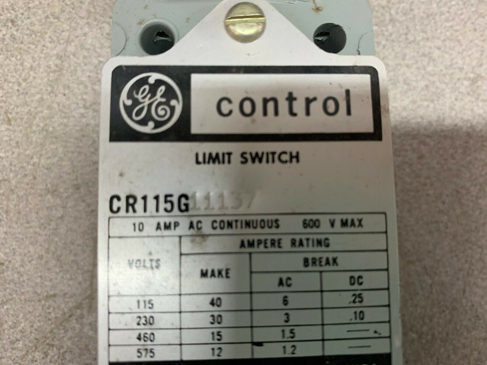 NEW NO BOX GE LIMIT SWITCH CR115G11137