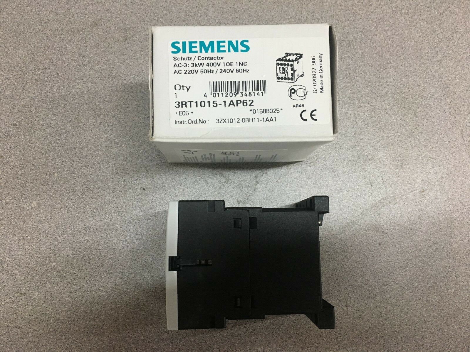 NEW IN BOX SIEMENS CONTACTOR 3RT1015-1AP62