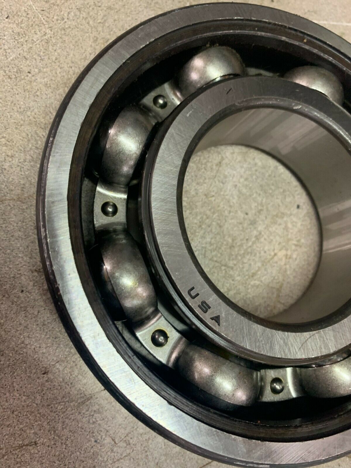 NEW NO BOX BCA ROLLER BEARING 315