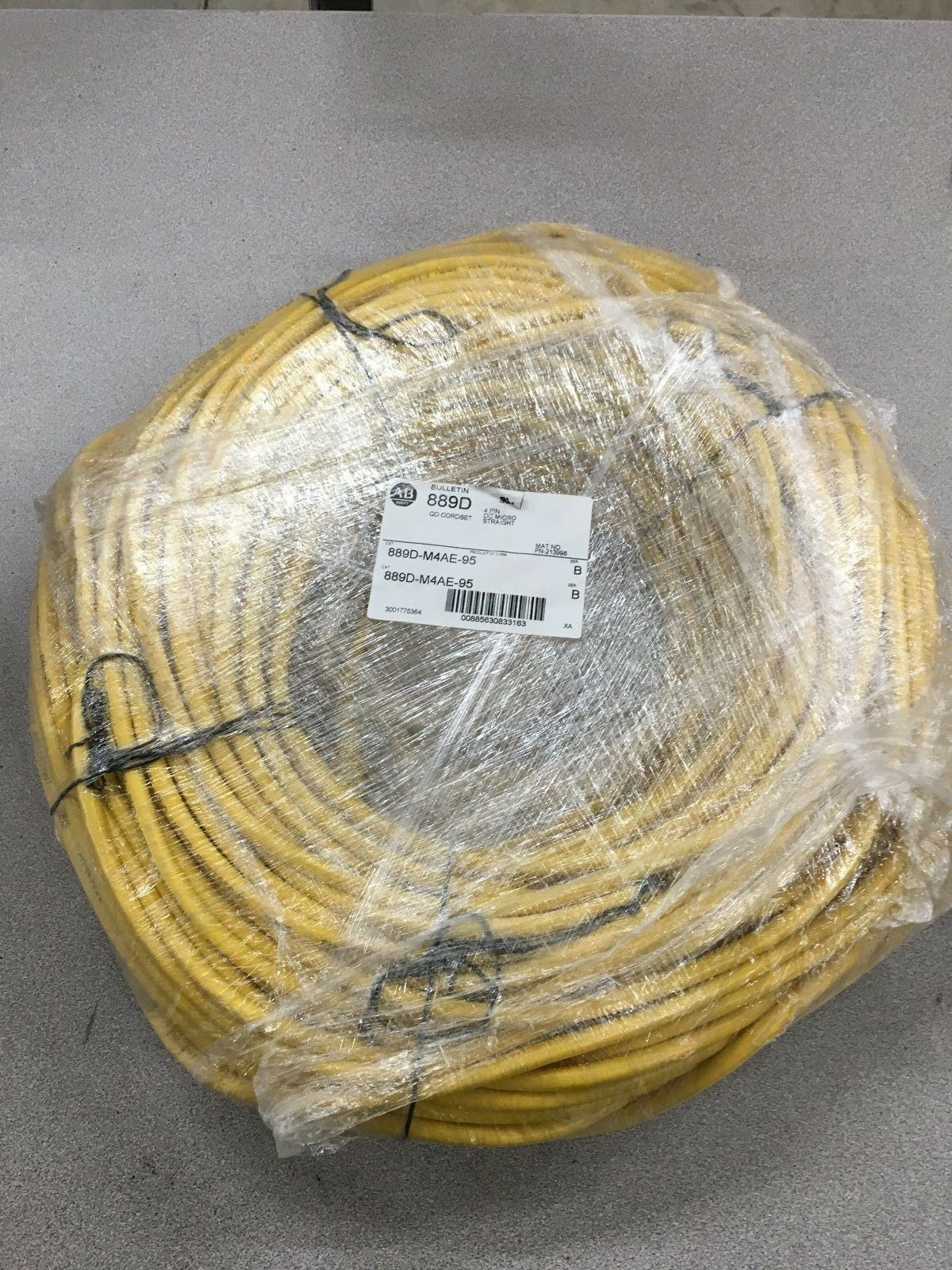 NEW ALLEN-BRADLEY 4-PIN STRAIGHT QD CORDSET CABLE 889D-M4AE-95 SERIES B