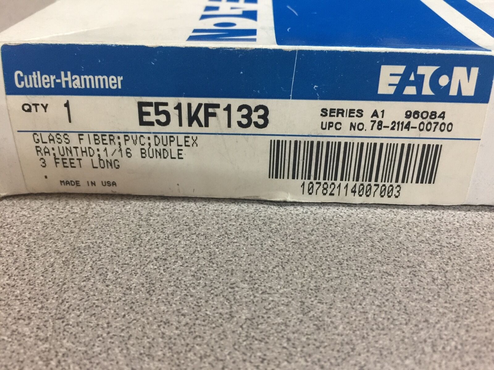 NEW IN BOX CUTLER HAMMER GLASS FIBER DUPLEX 3 FT E51KF133