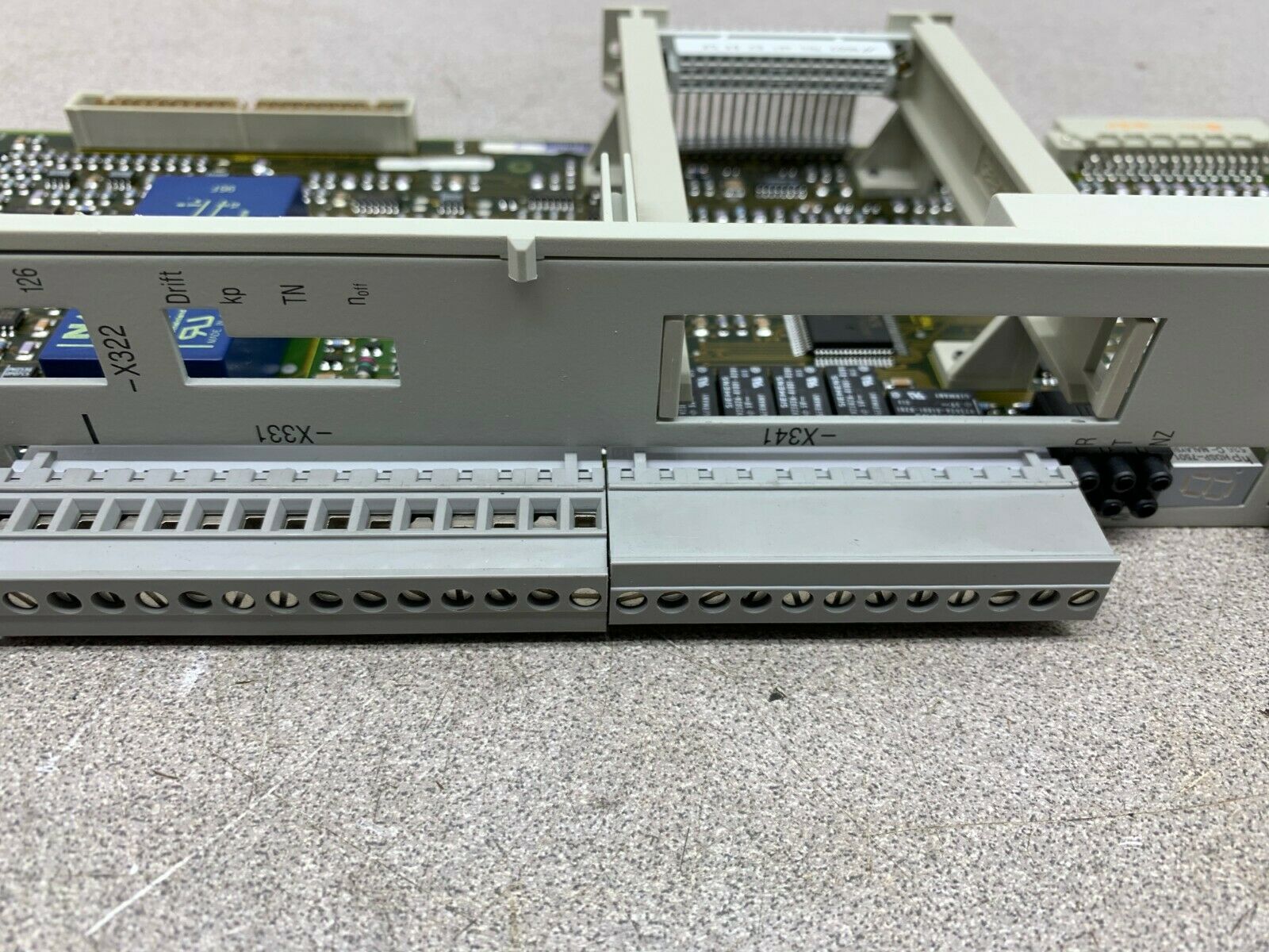 USED SIEMENS CONTROLLER BOARD 6SN1118-0AA11-0AA0