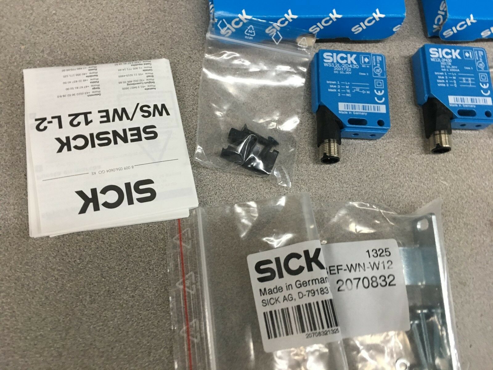 NEW IN BOX SICK SENSORS WE12L-2P430 WITH WS12L-2D430 SET