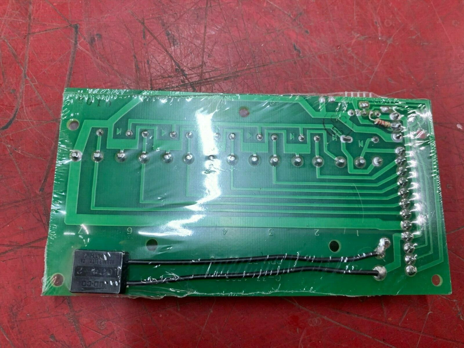 NEW NO BOX GENERIC CIRCUIT BOARD 205405008