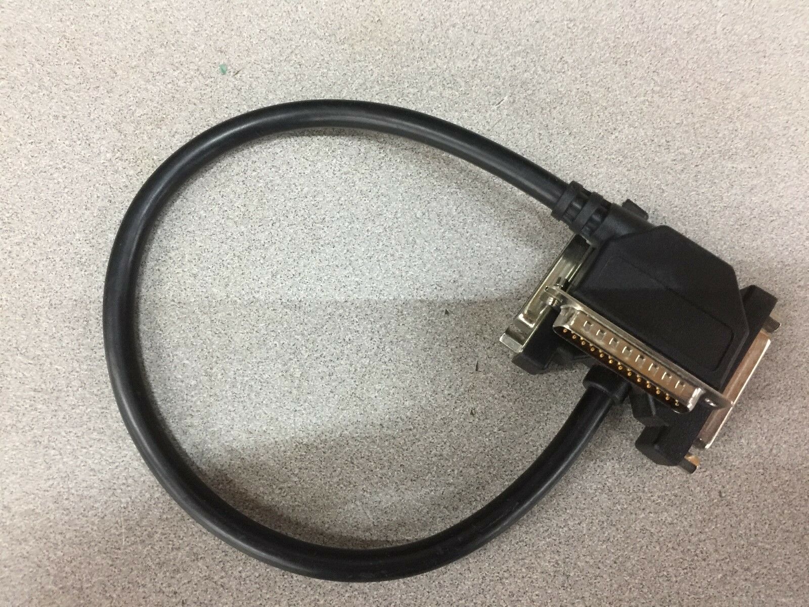 NEW NO BOX PCM COM CABLE IC693CBL305B