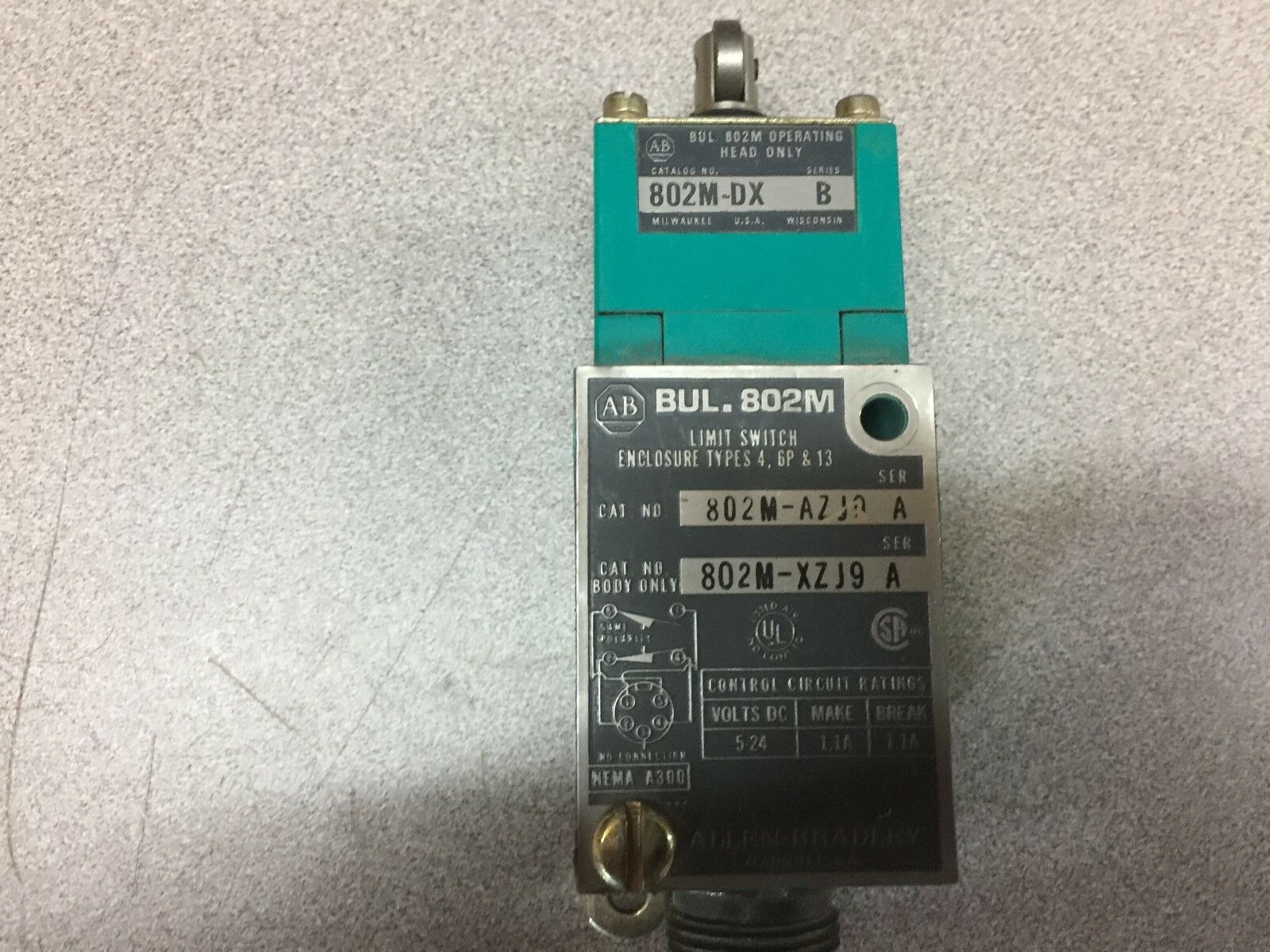 USED ALLEN BRADLEY LIMIT SWITCH 802M-AZJ9