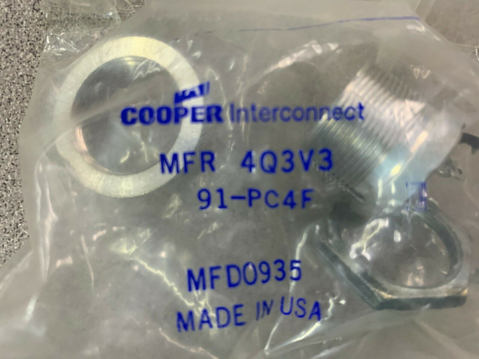 LOT OF 5 NEW IN BAG COOPER RECEPTACLE MFR4Q3V3