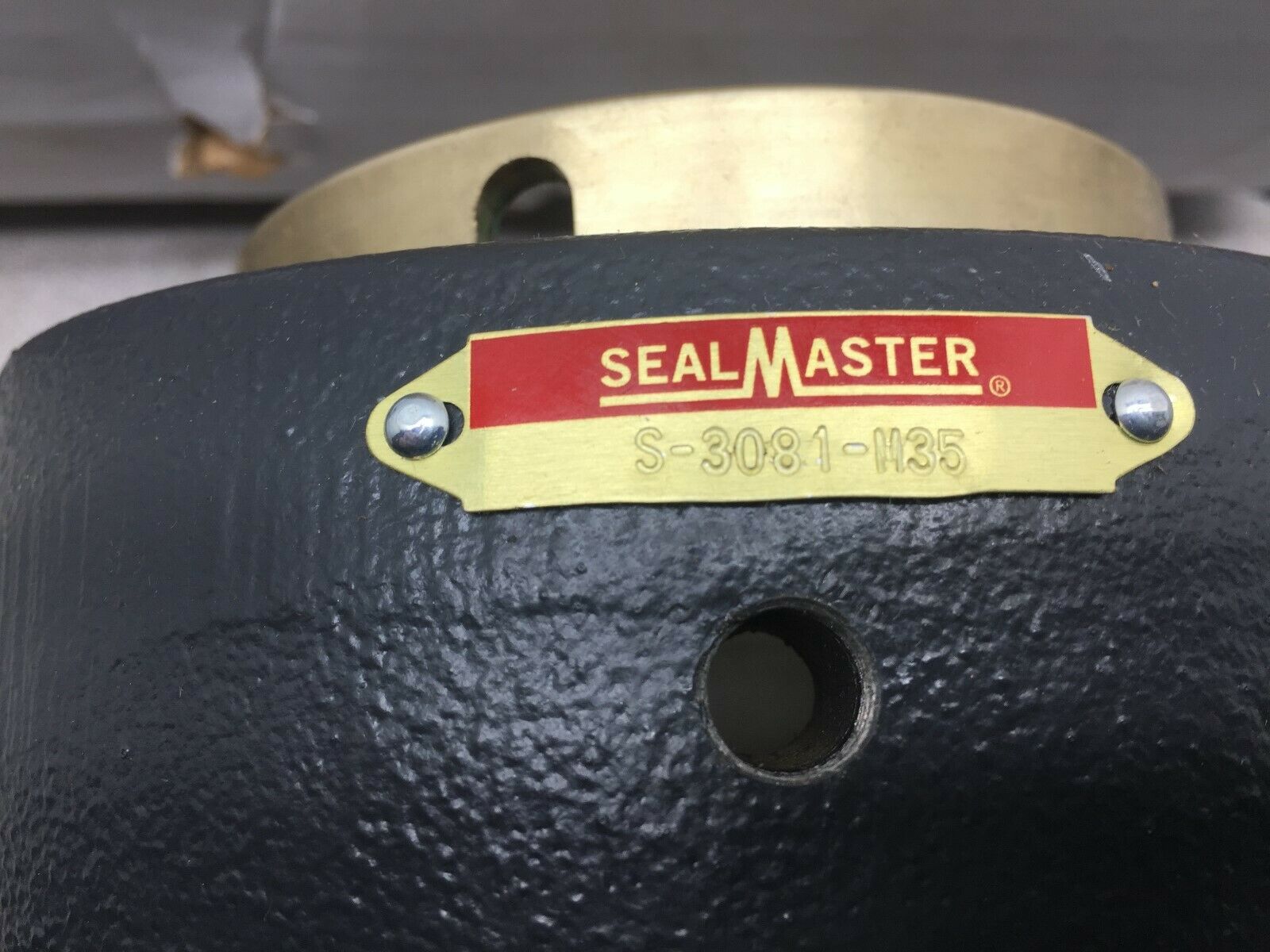 NEW IN BOX SEALMASTER PILLOW BLOCK BEARING HOUSING (NO BEARING) S-3081-M35