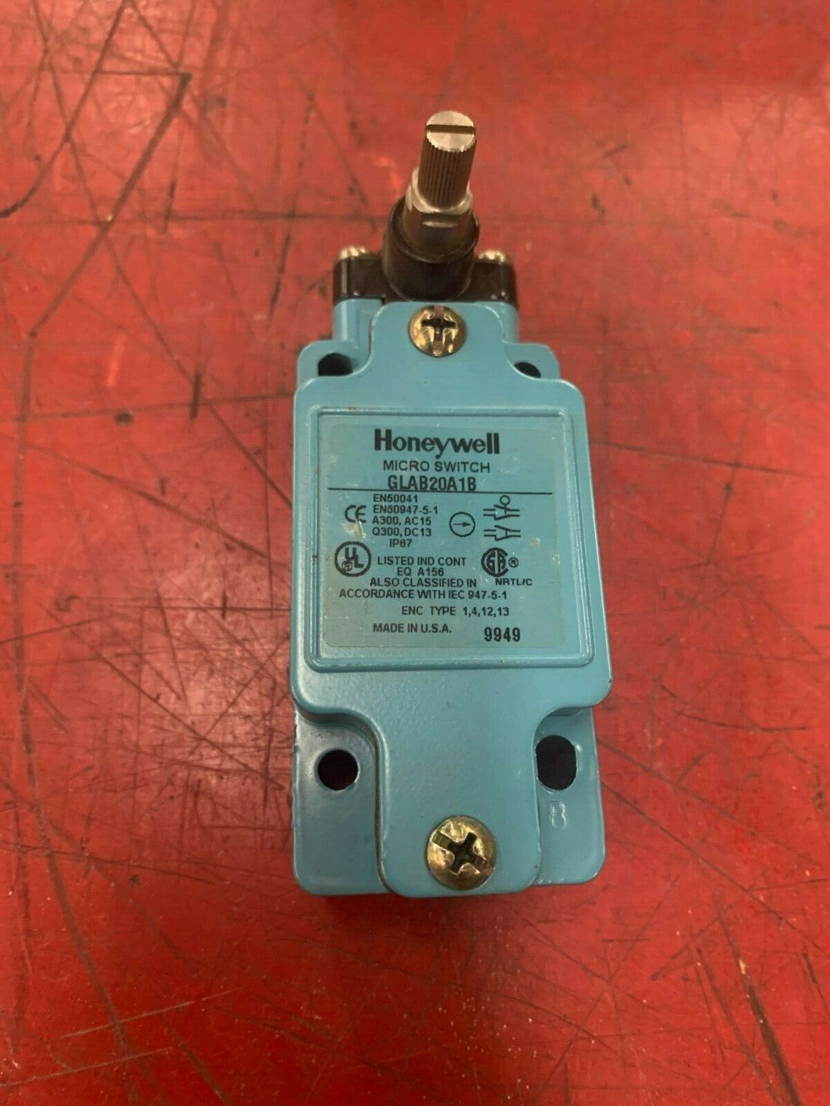 NEW NO BOX HONEYWELL SWITCH GLAB20A1B