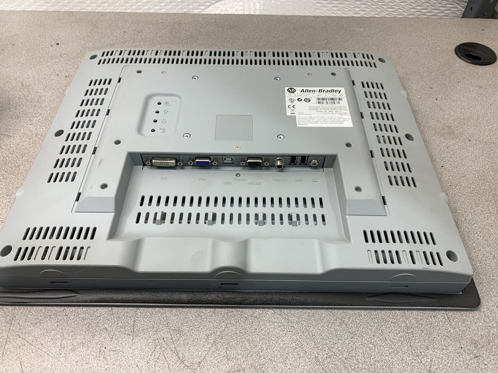 USED ALLEN-BRADLEY VERSAVIEW 1750M TOUCHSCREEN 6176M-17PT SERIES B