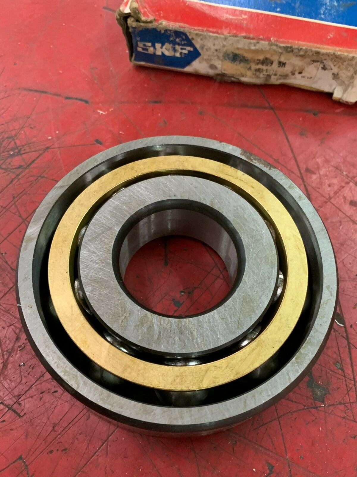 NEW SKF ANGULAR CONTACT BALL BEARING 7409 BM