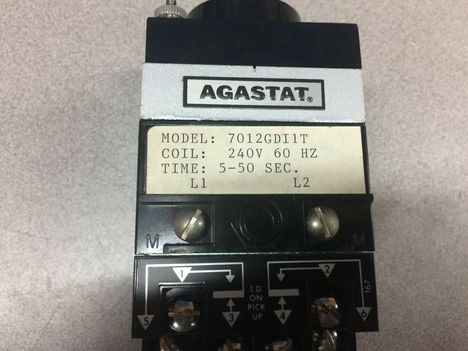 NEW NO BOX AGASTAT 240 VAC 5-50SEC TIMER 7012GDI1T