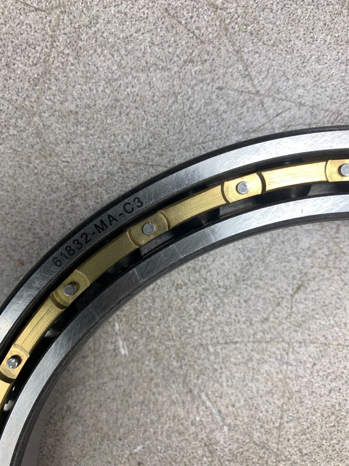 NEW IN BOX NKE 61832 MA/C3 THIN SECTION BALL BEARING 61832-MA-C3