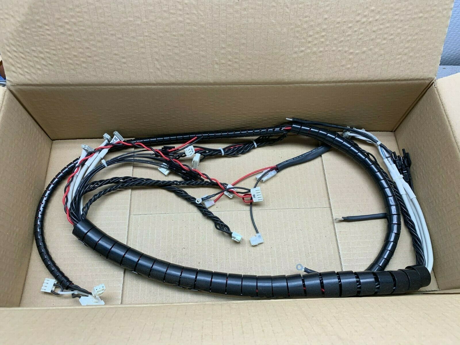 NEW IN BOX ALLEN-BRADLEY WIRE HARNESS 20-PP10008