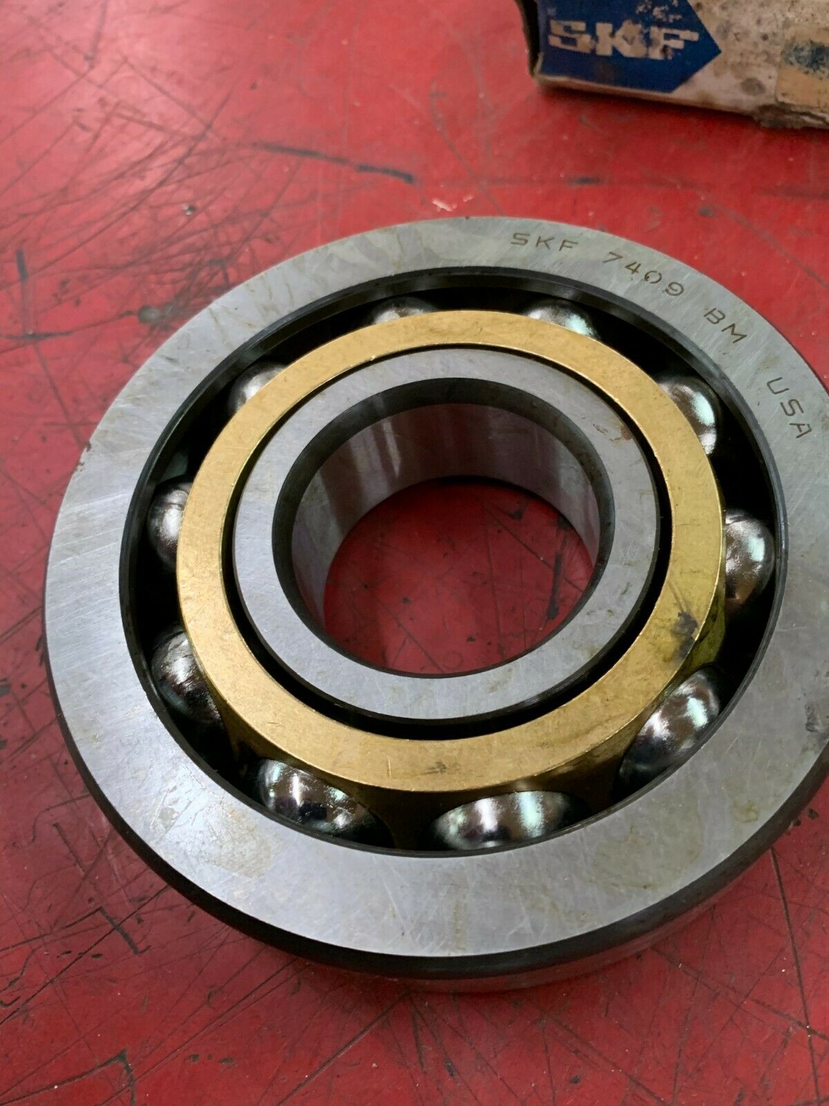 NEW SKF ANGULAR CONTACT BALL BEARING 7409 BM