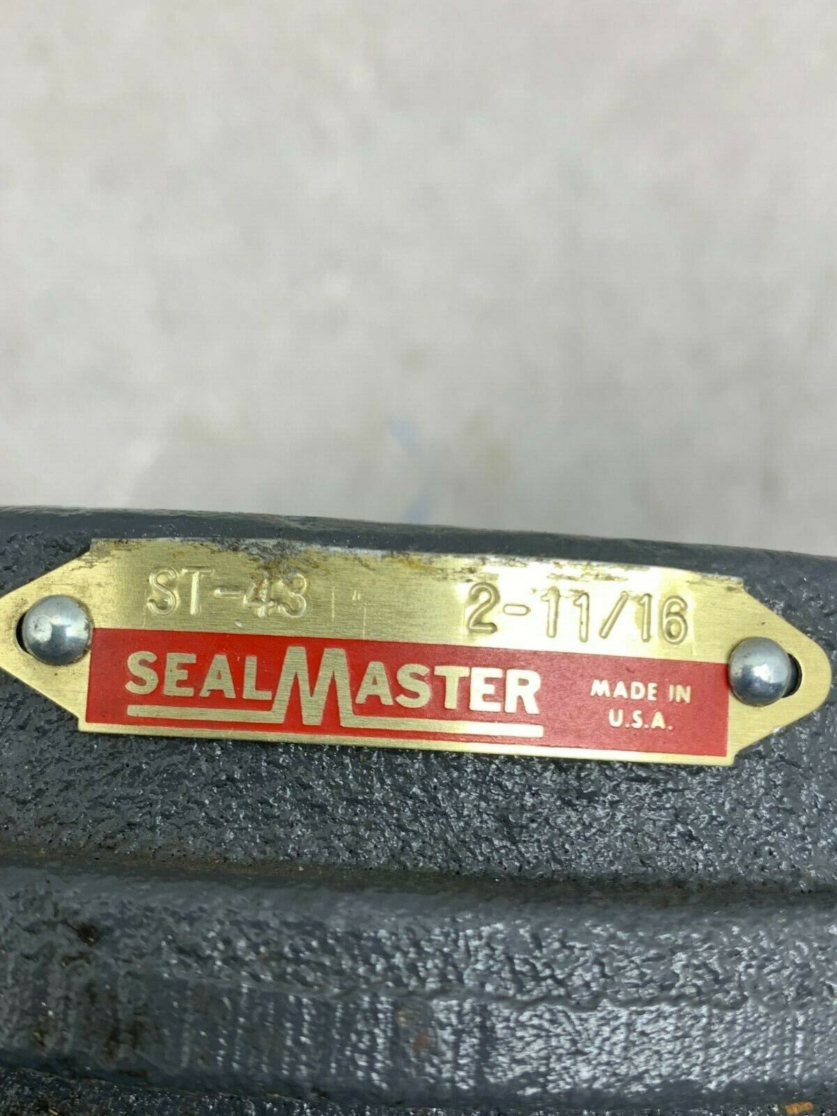 NEW NO BOX SEALMASTER ST43 TAKE-UP BEARING 2-11/16" BORE ST-43