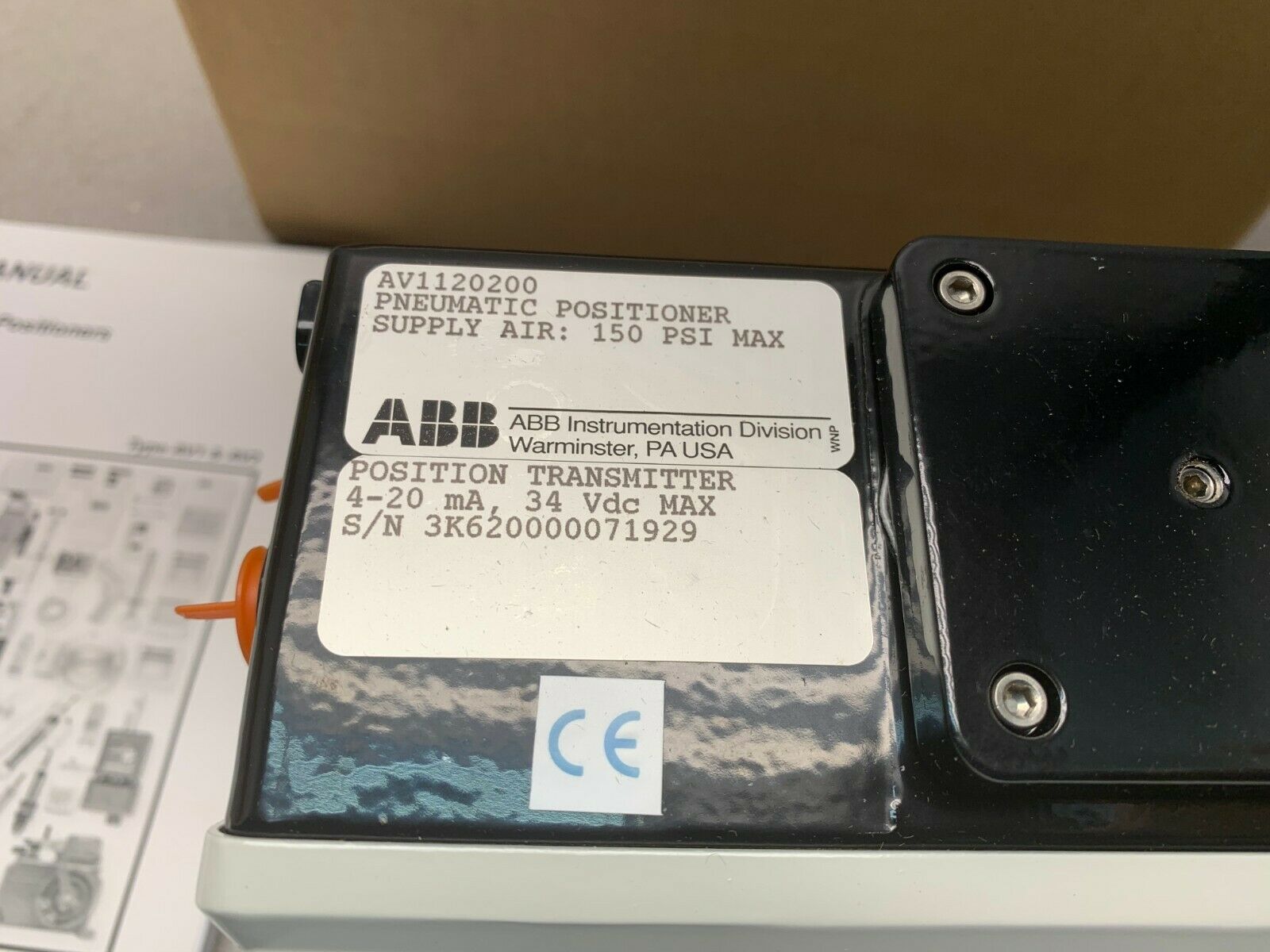 NEW IN BOX ABB PNEUMATIC POSITIONER AV1120200