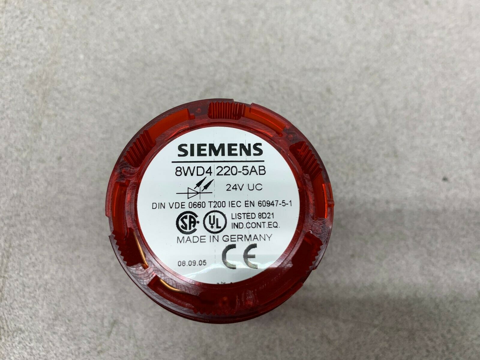 NEW NO BOX SIEMENS LIGHT ELEMENT 8WD4 220-5AB