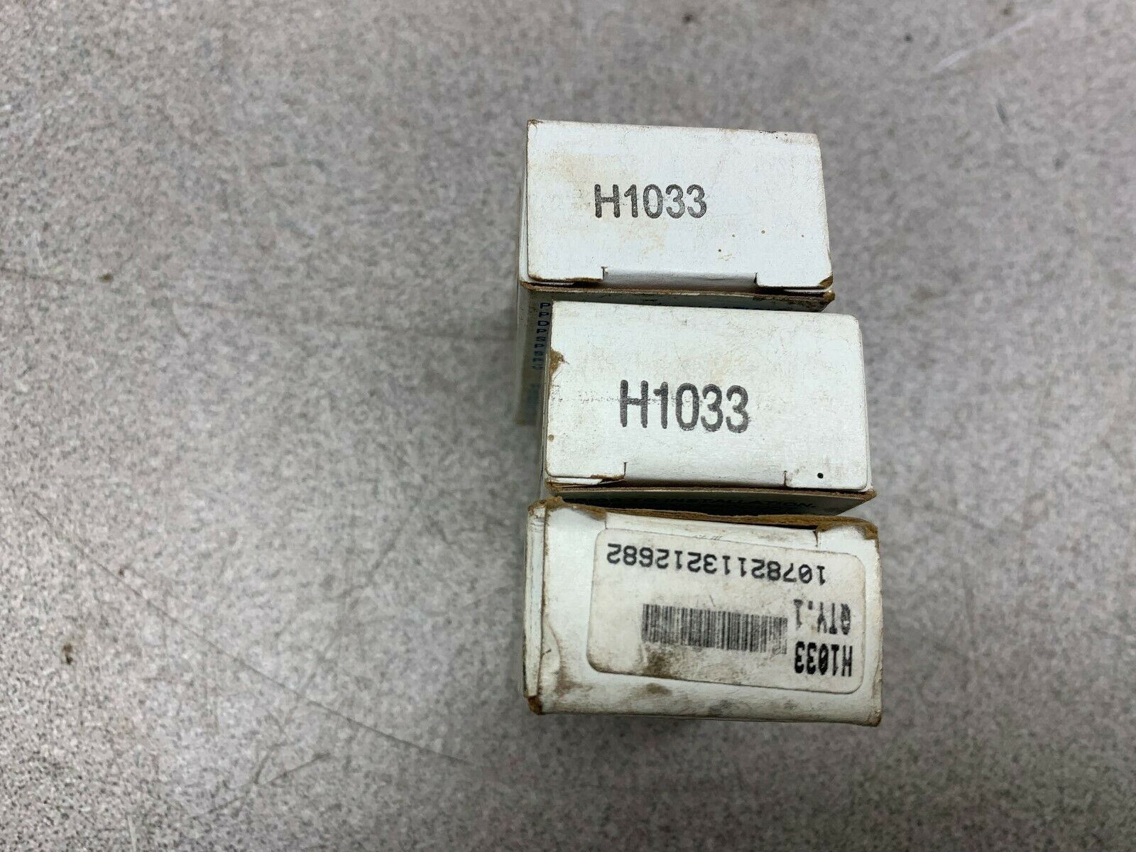 LOT OF 3 NEW IN BOX CUTLER HAMMER HEATER ELEMENT H1033