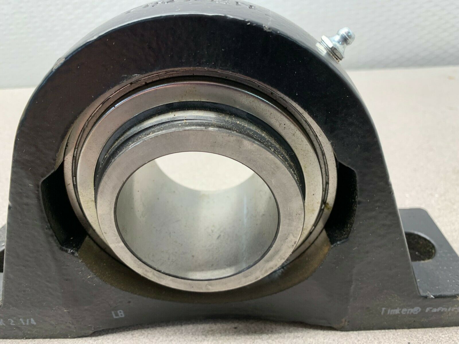 NEW NO BOX TIMKEN PILLOW BLOCK BEARING 2-1/4" BORE RAK 2 1/4