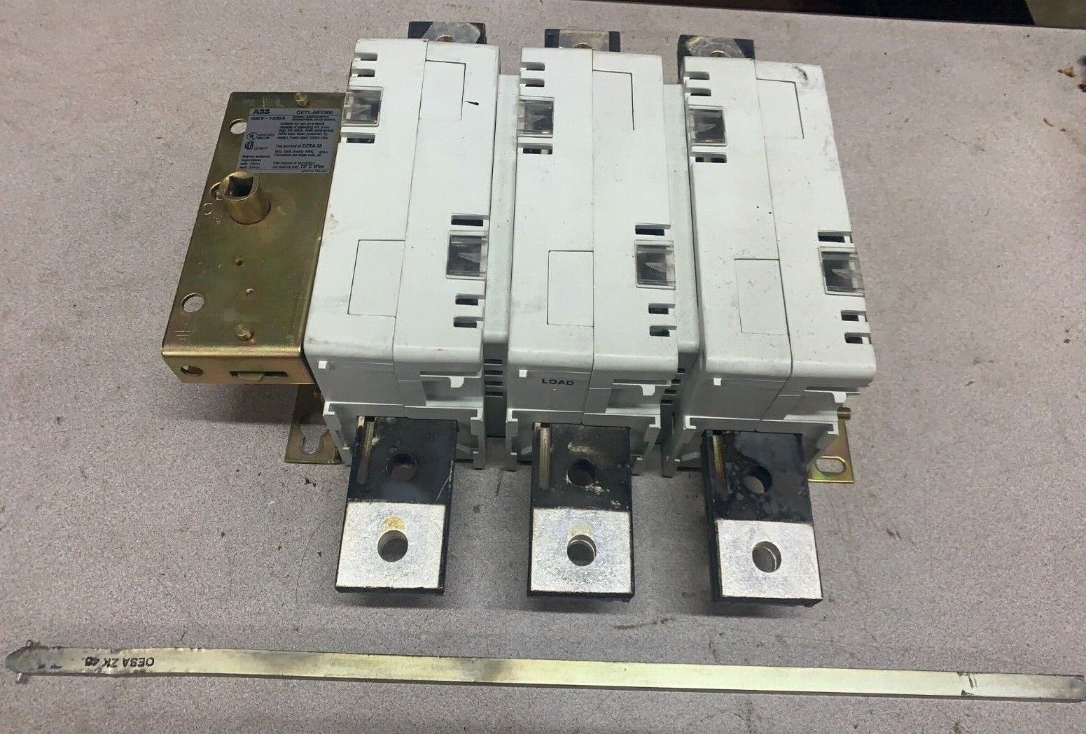 USED ABB 600V. 1200AMP DISCONNECT SWITCH OETL-NF1200