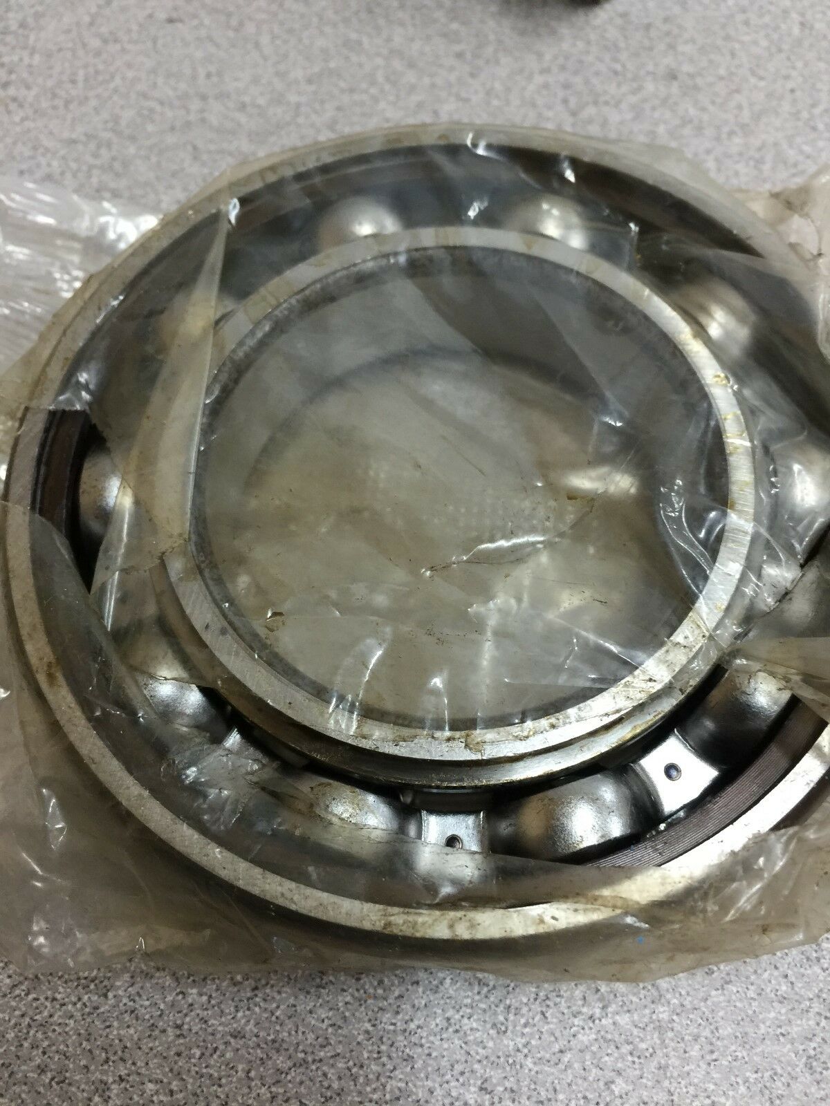 NEW IN BOX FAFNIR BALL BEARING 211KG