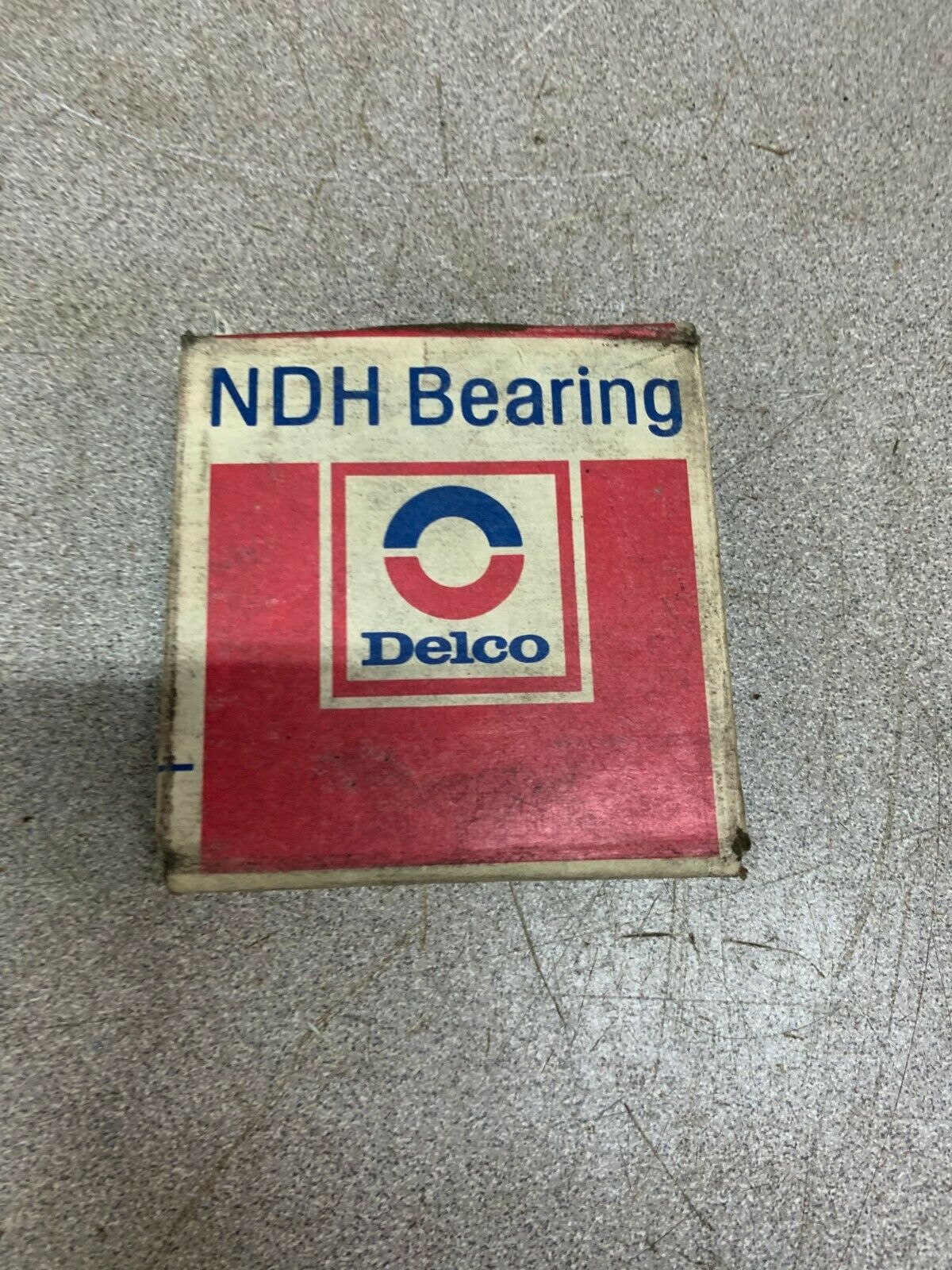 NEW IN BOX NDH ROLLER BEARING 3305