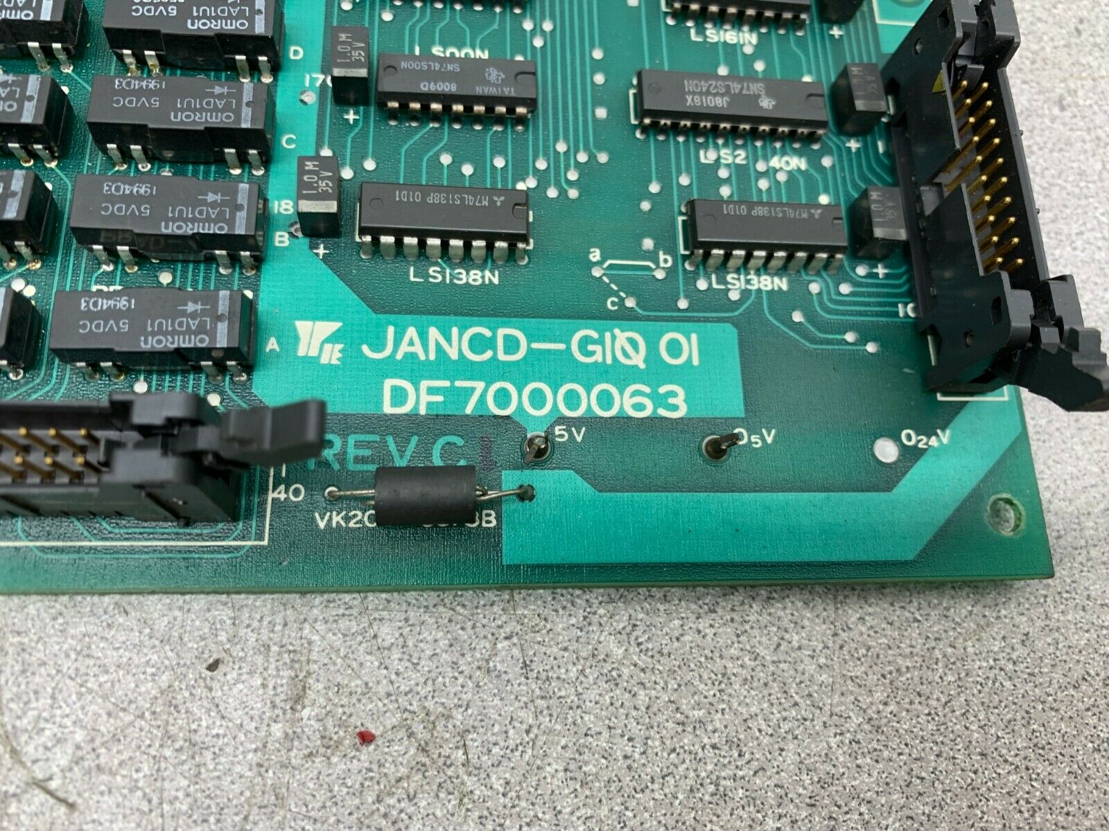 USED YASKAWA JANCD-GIO01 CIRCUIT BOARD DF7000063