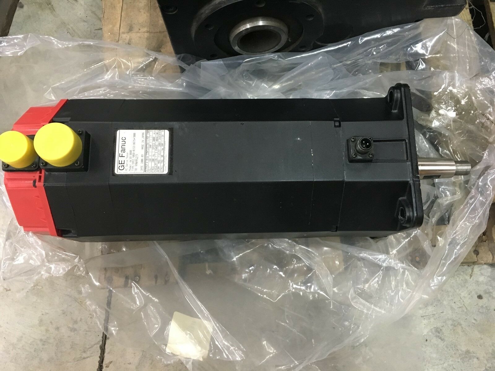 NEW NO BOX FANUC AC SERVO MOTOR A06B-0153-B675 #7000