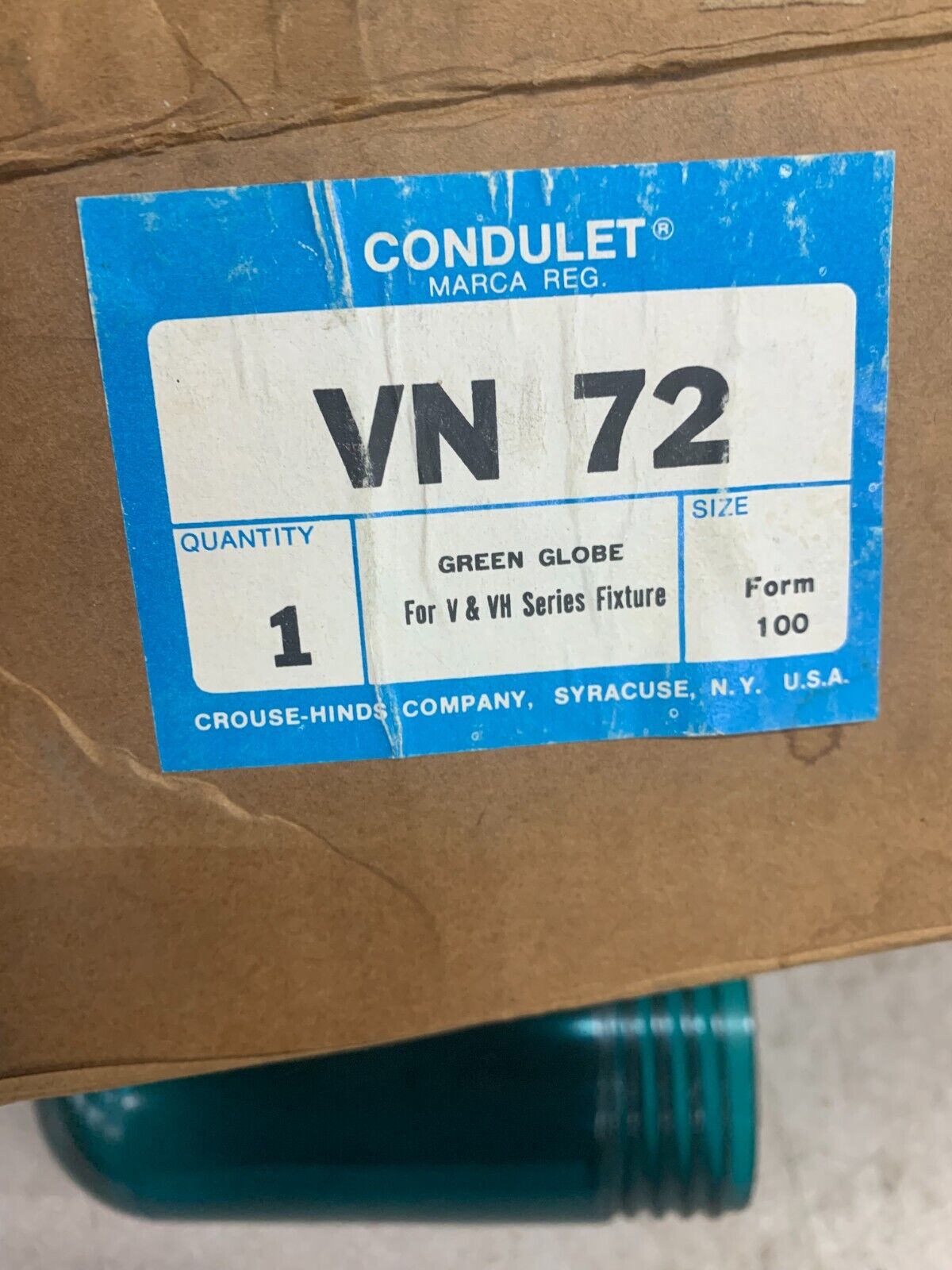 NEW IN BOX CROUSE HINDS CONDULET GREEN GLOBE FOR V & VH SERIES FIXTURE VN 72