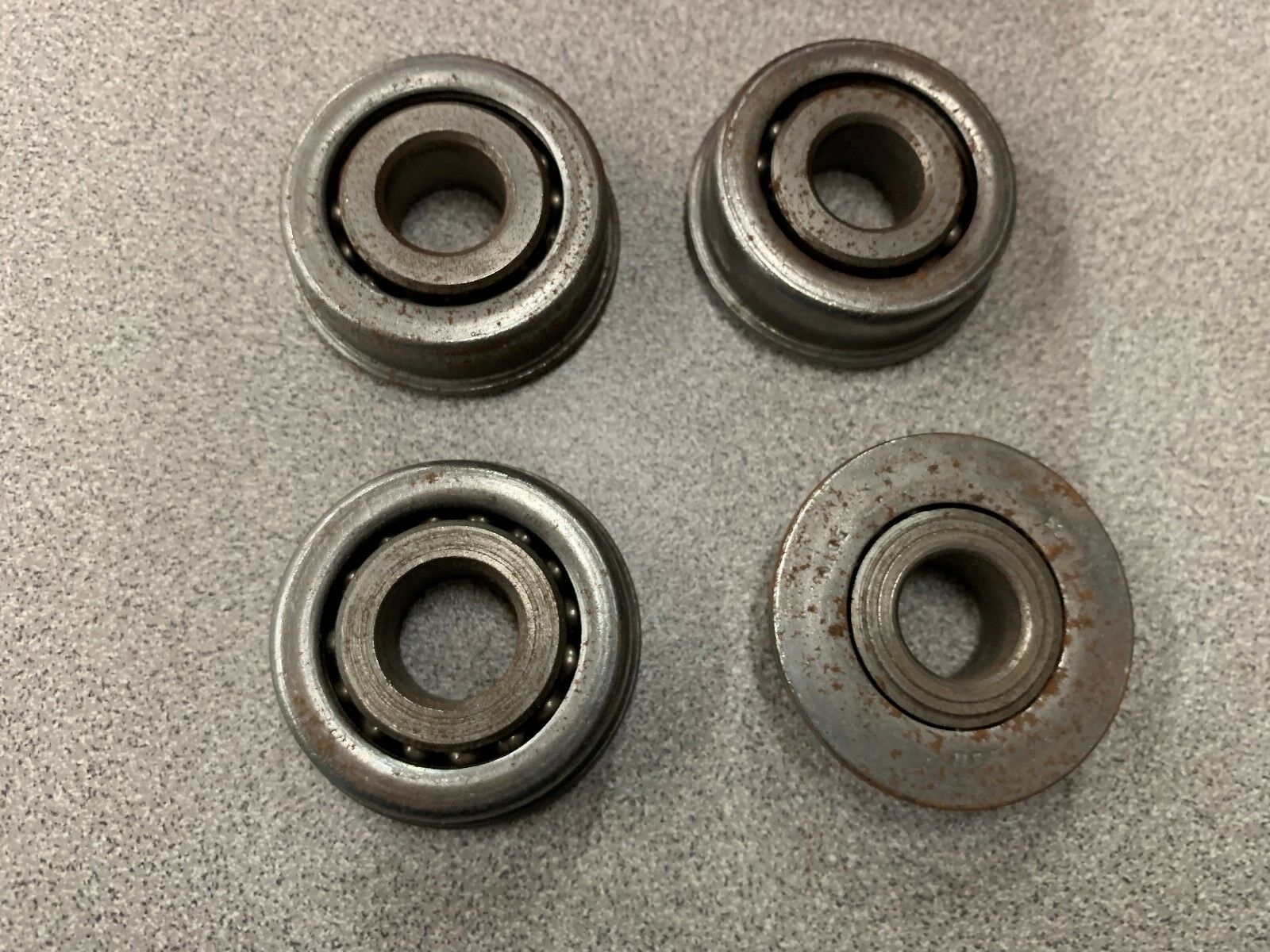 LOT OF 4 NEW IN BOX SKF BEARING 5881VBF91