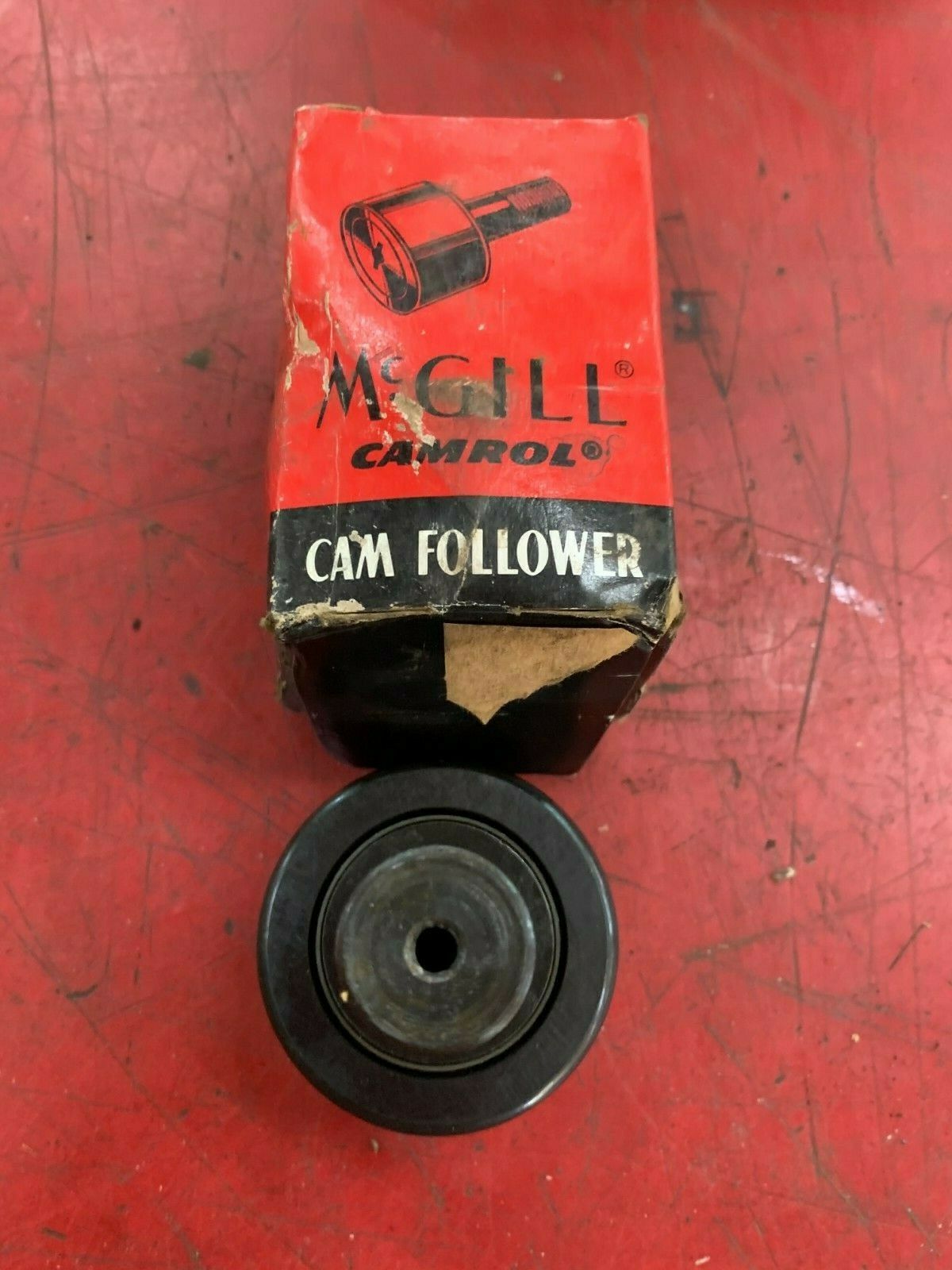 NEW IN BOX MCGILL CAM FOLLOWER CCF 2 1/4 SB