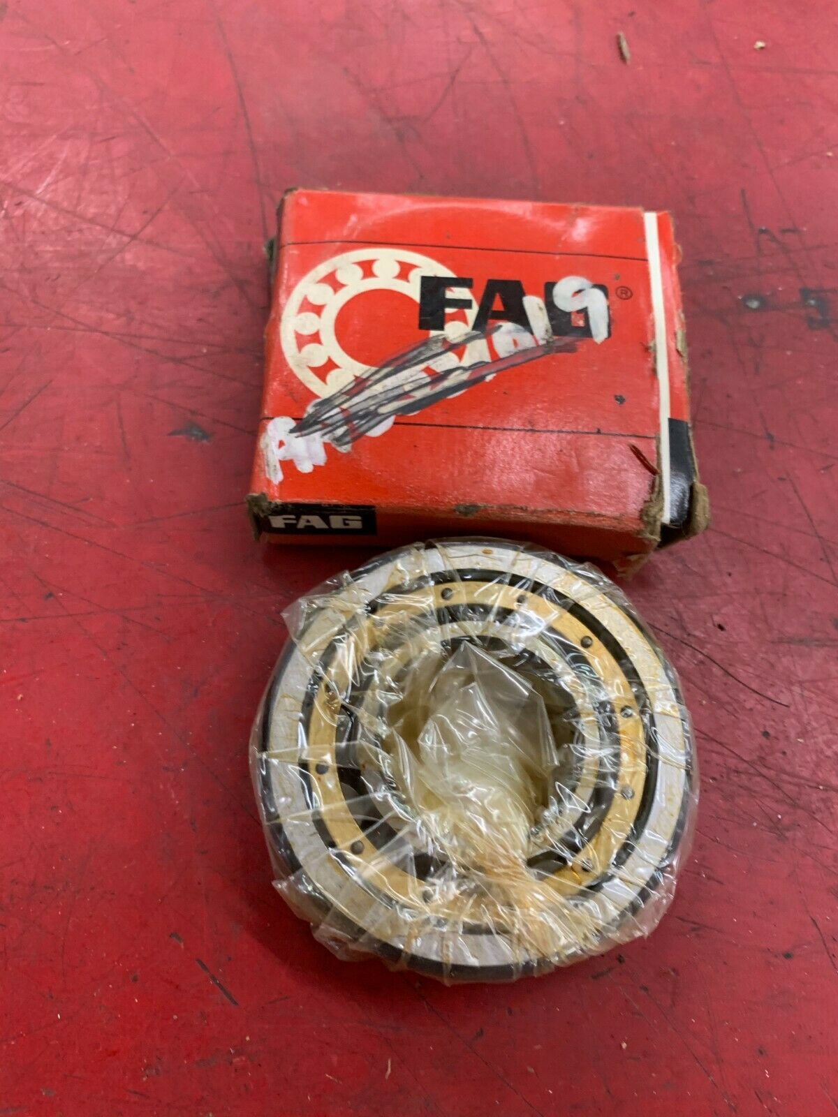 NEW IN BOX FAG BALL BEARING NU307