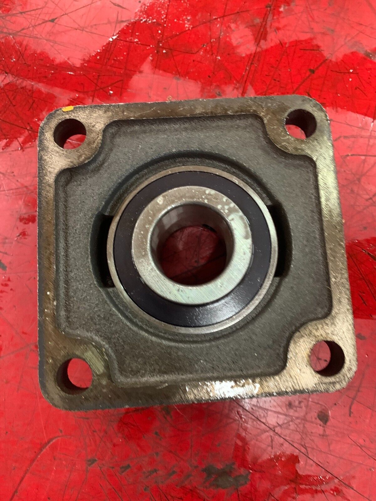 NEW NO BOX HLU 4-BOLT F207 FLANGE BEARING UC207-20