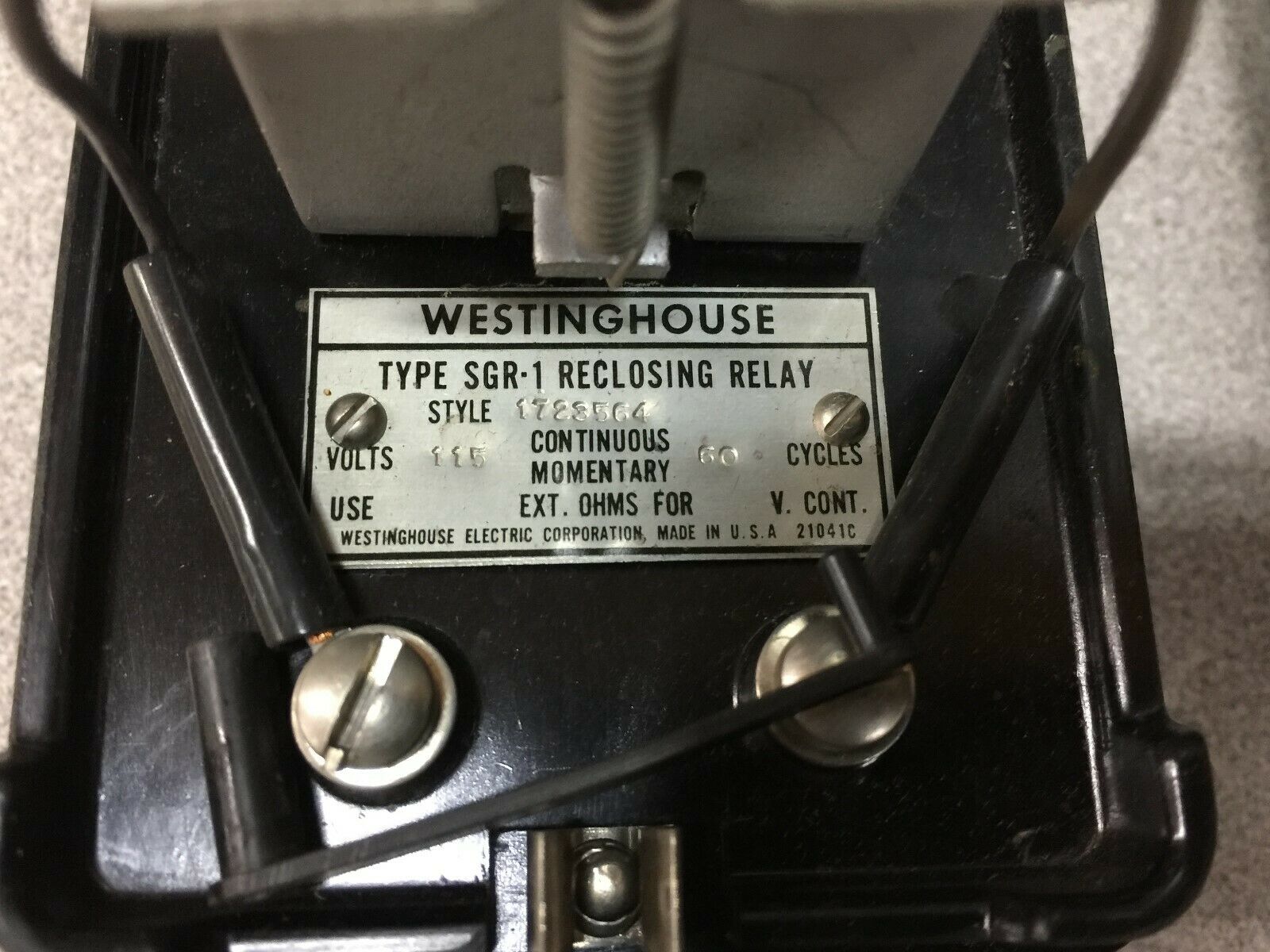 USED WESTINGHOUSE TYPE SGR-1 RECLOSING RELAY 1723564