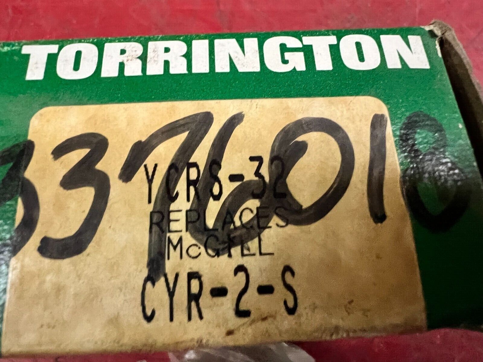 NEW IN BOX TORRINGTON YOKE ROLLER BEARING YCRS-32