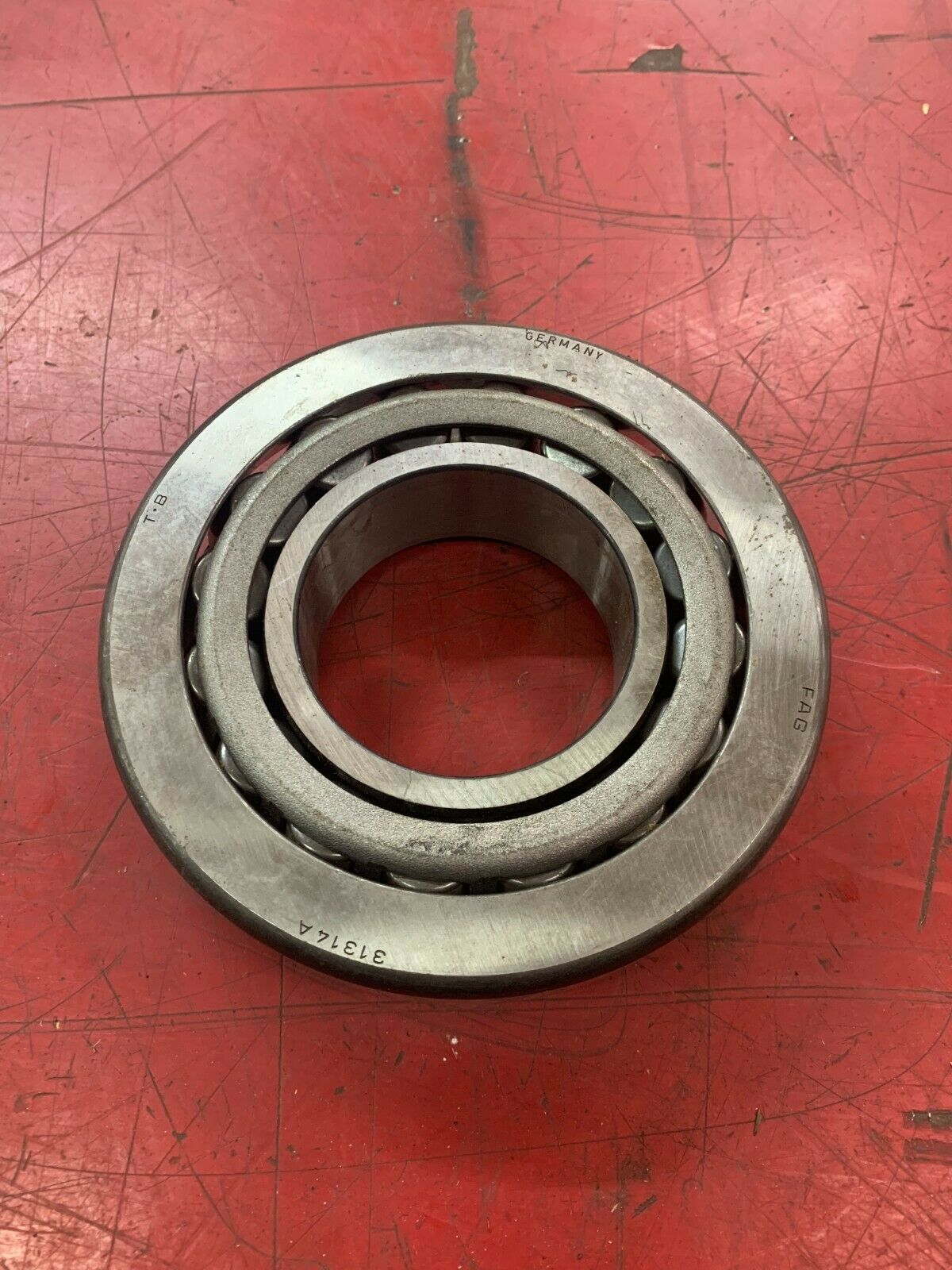 NEW NO BOX FAG ROLLER BEARING WITH RACE 31314A