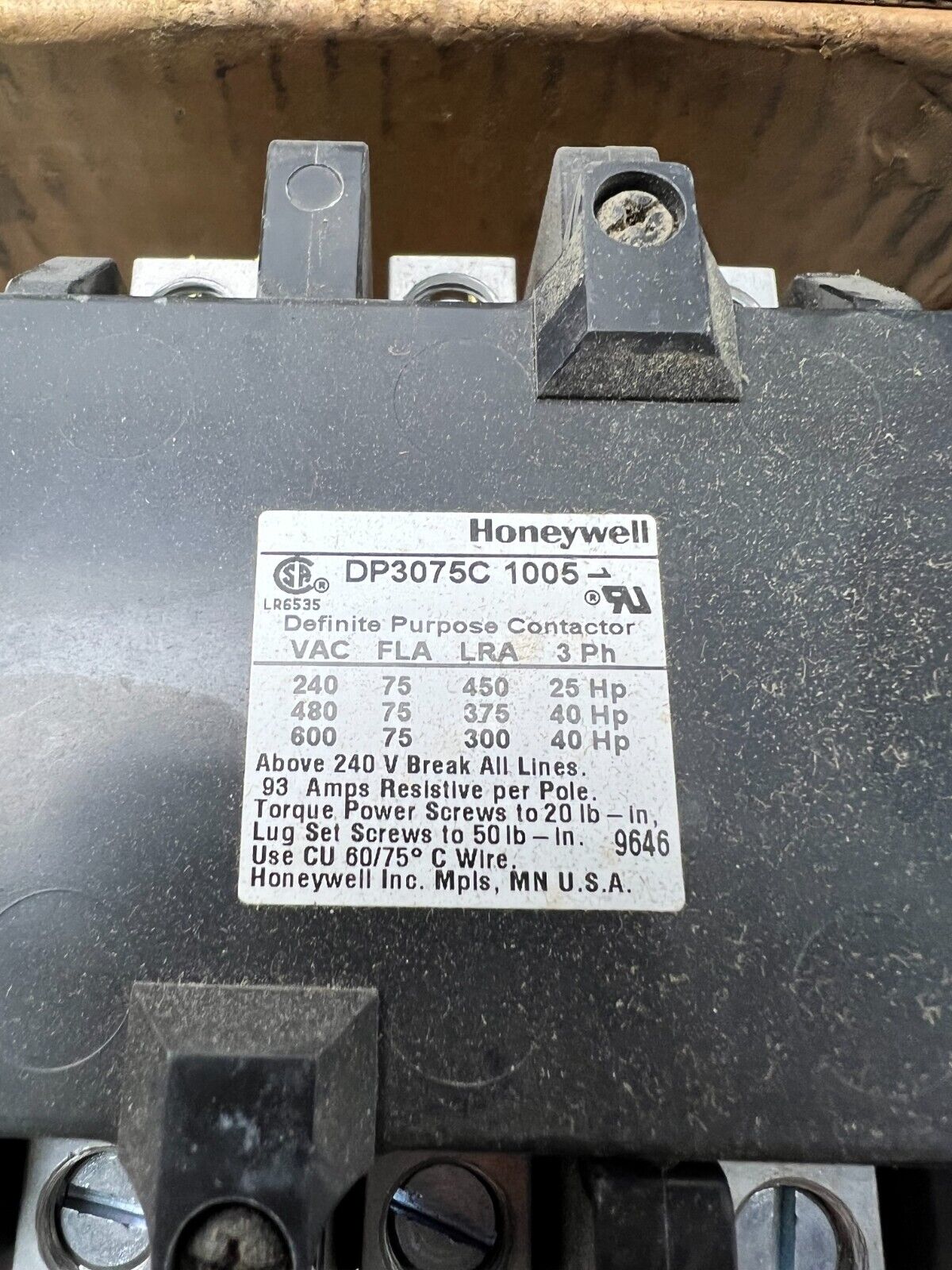 NEW IN BOX HONEYWELL CONTACTOR DP3075C 1005