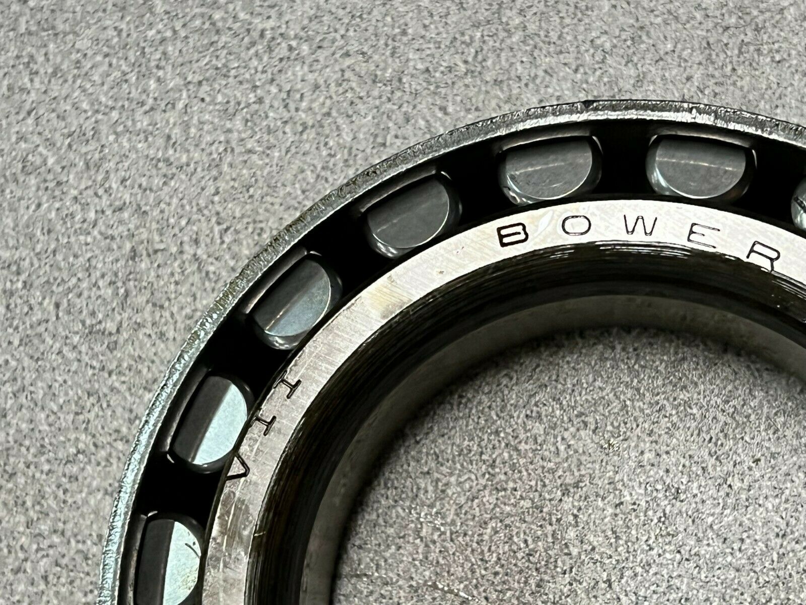 NEW IN BOX BOWER BEARING WITH RACE K811786 11786Y