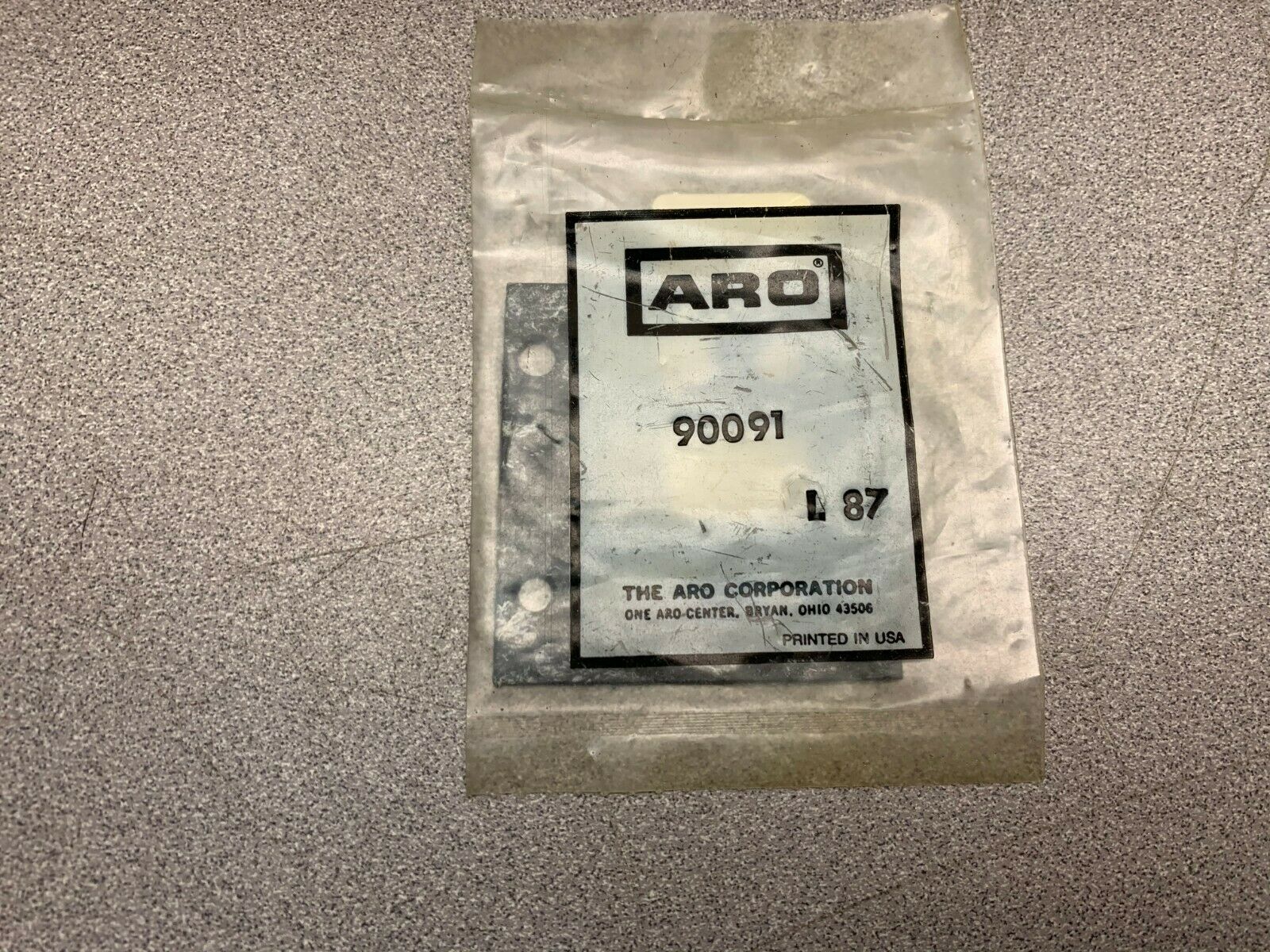 LOT OF 2 NEW IN BAG ARO GASKET 90091