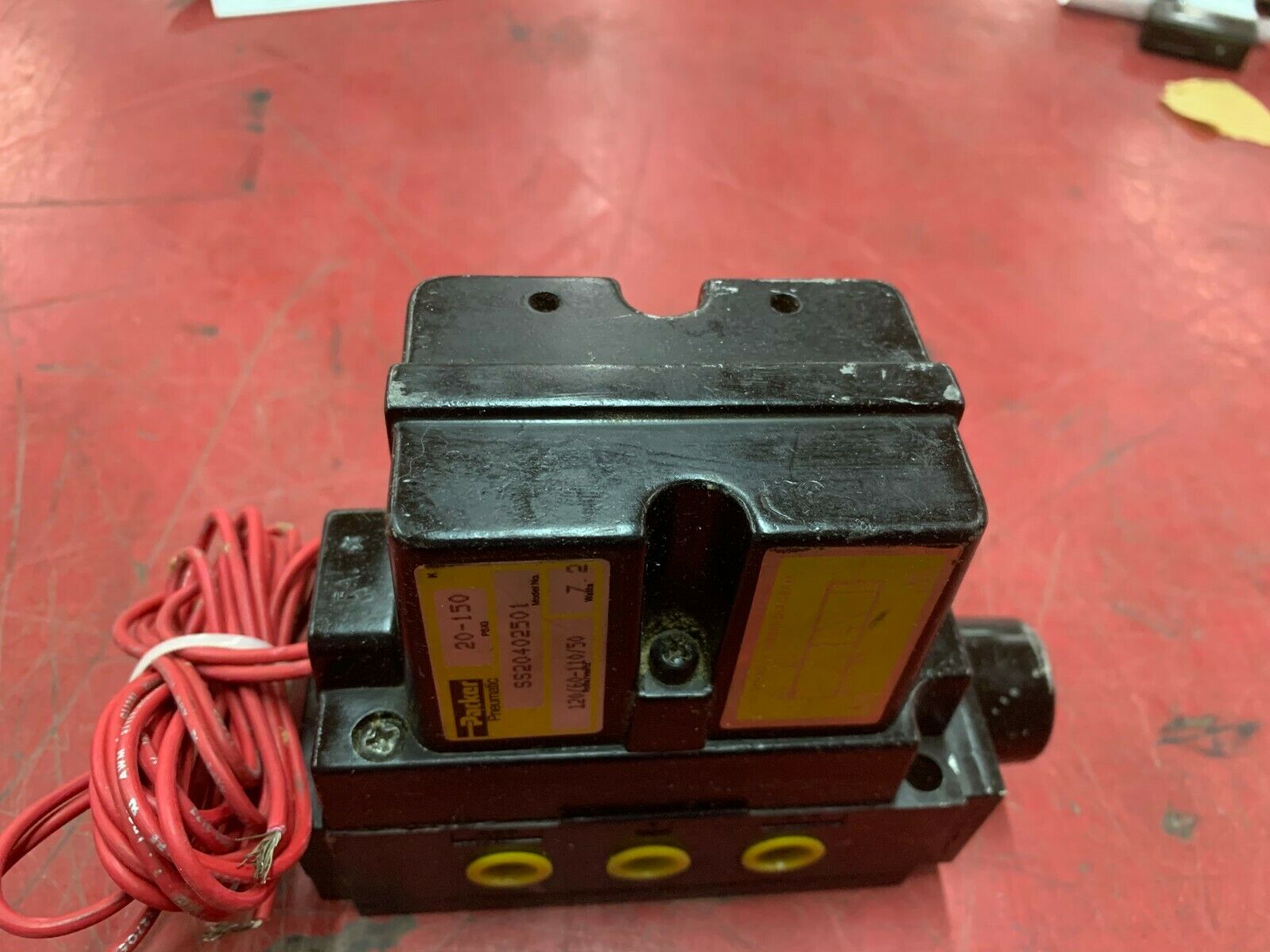 NEW NO BOX PARKER PNEUMATIC VALVE SS20402501