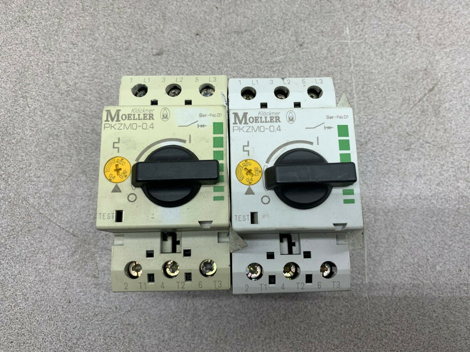 LOT OF 2 USED MOELLER MOTOR  PKZM0-0,4