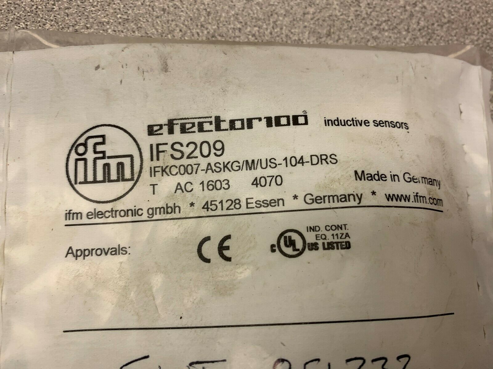 NEW IN PACKAGE EFECTOR100 SENSOR IFKC007-ASKG/M/US/US-104-DRS