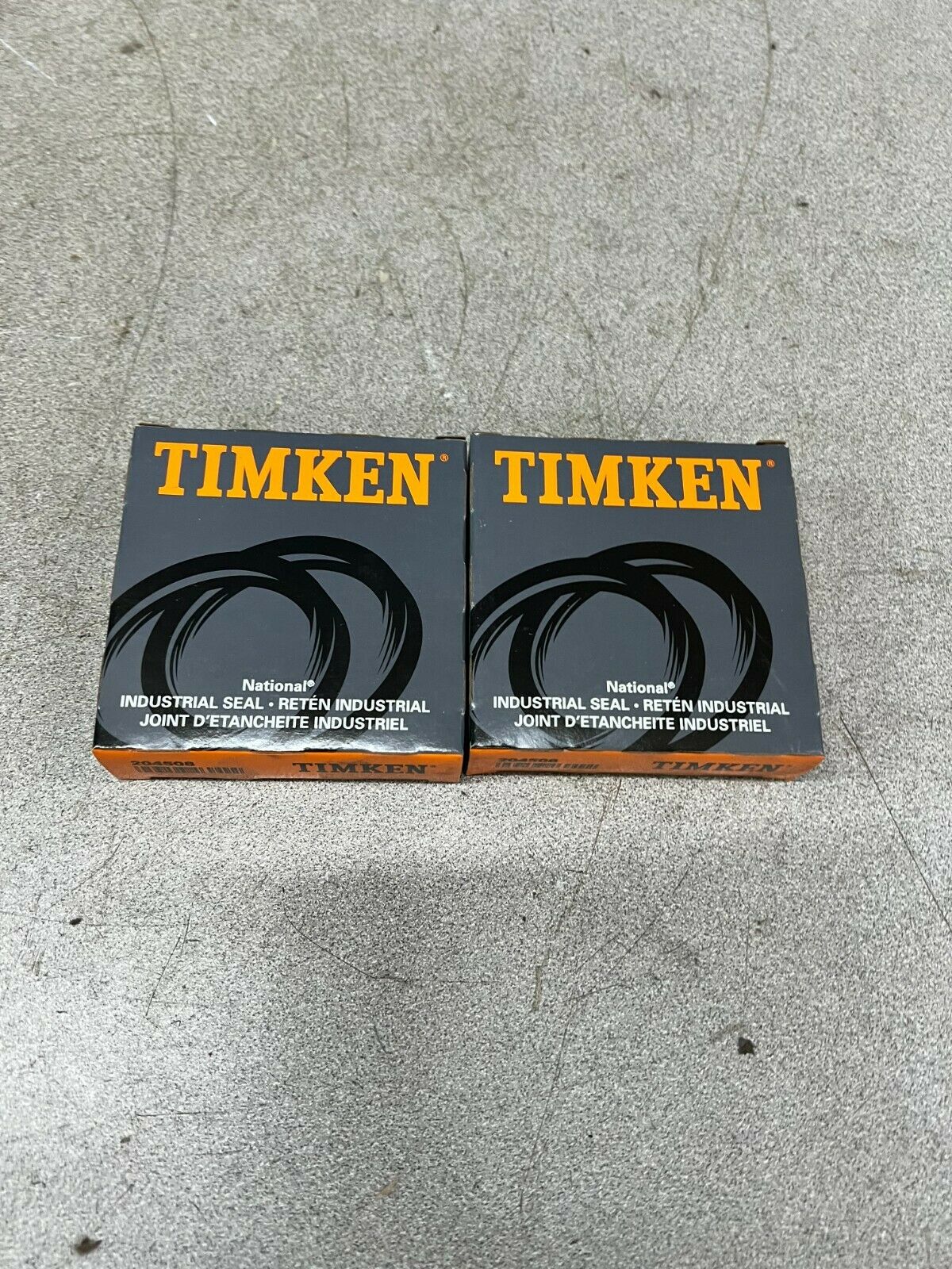 LOT OF 2 NEW IN BOX TIMKEN OILSEAL 204508