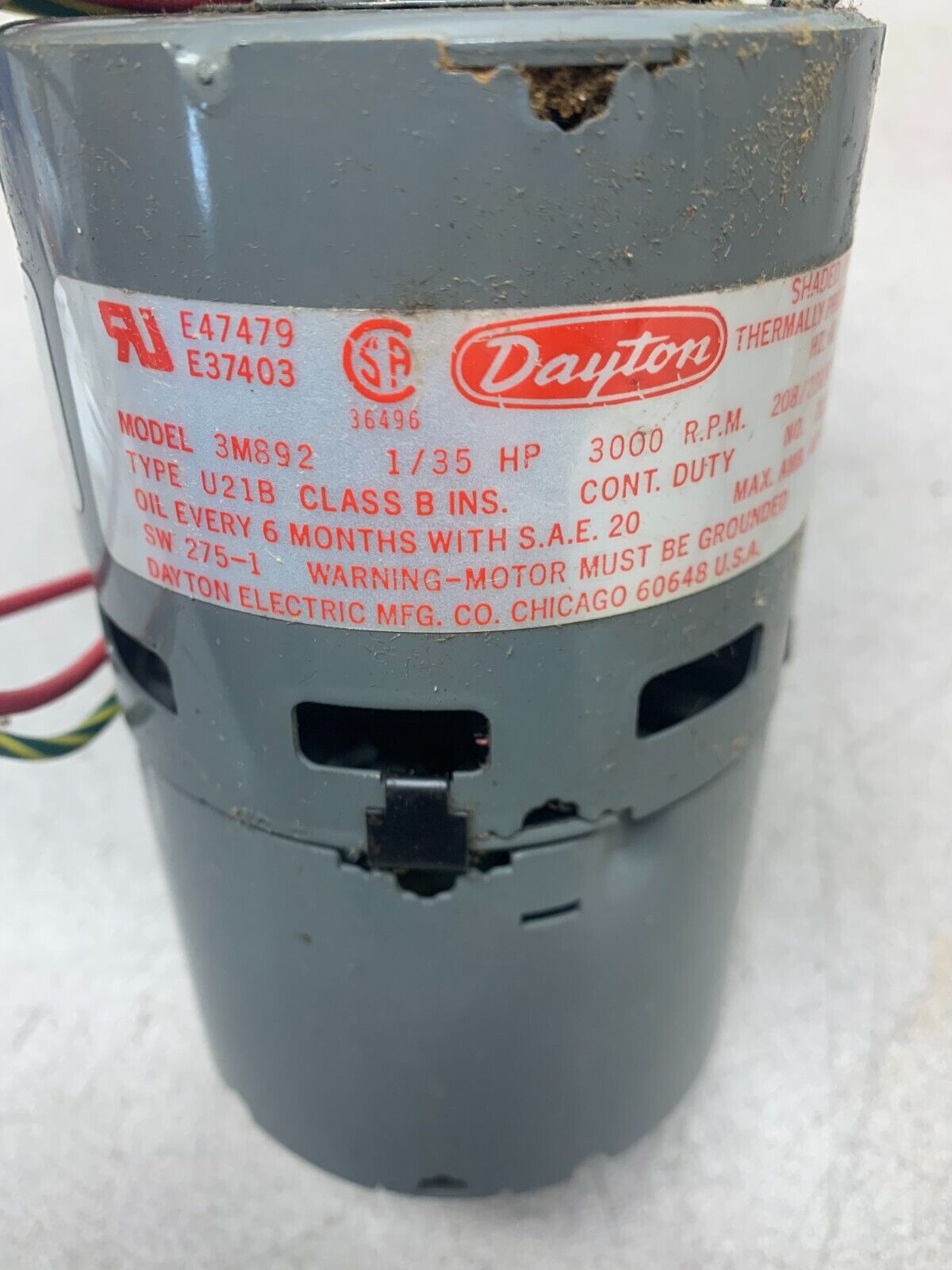 NEW IN BOX DAYTON 1/35HP 208/230V. SWITCH MOTOR 3M892