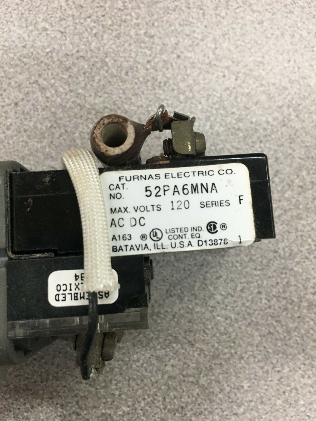 USED FURNAS PILOT LIGHT YELLOW LENS 52PA6MNA SERIES F